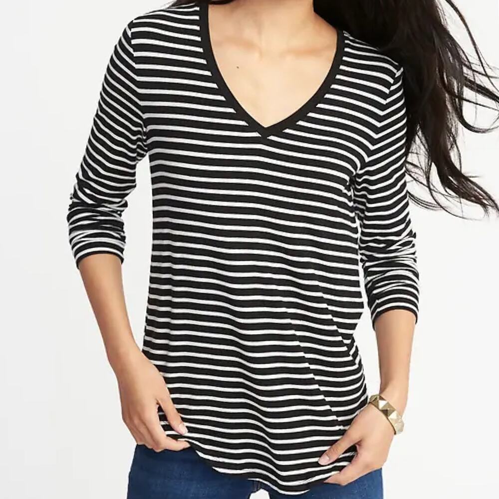 OLD NAVY • Black + White Stripe Luxe V-Neck Tee Top Blouse